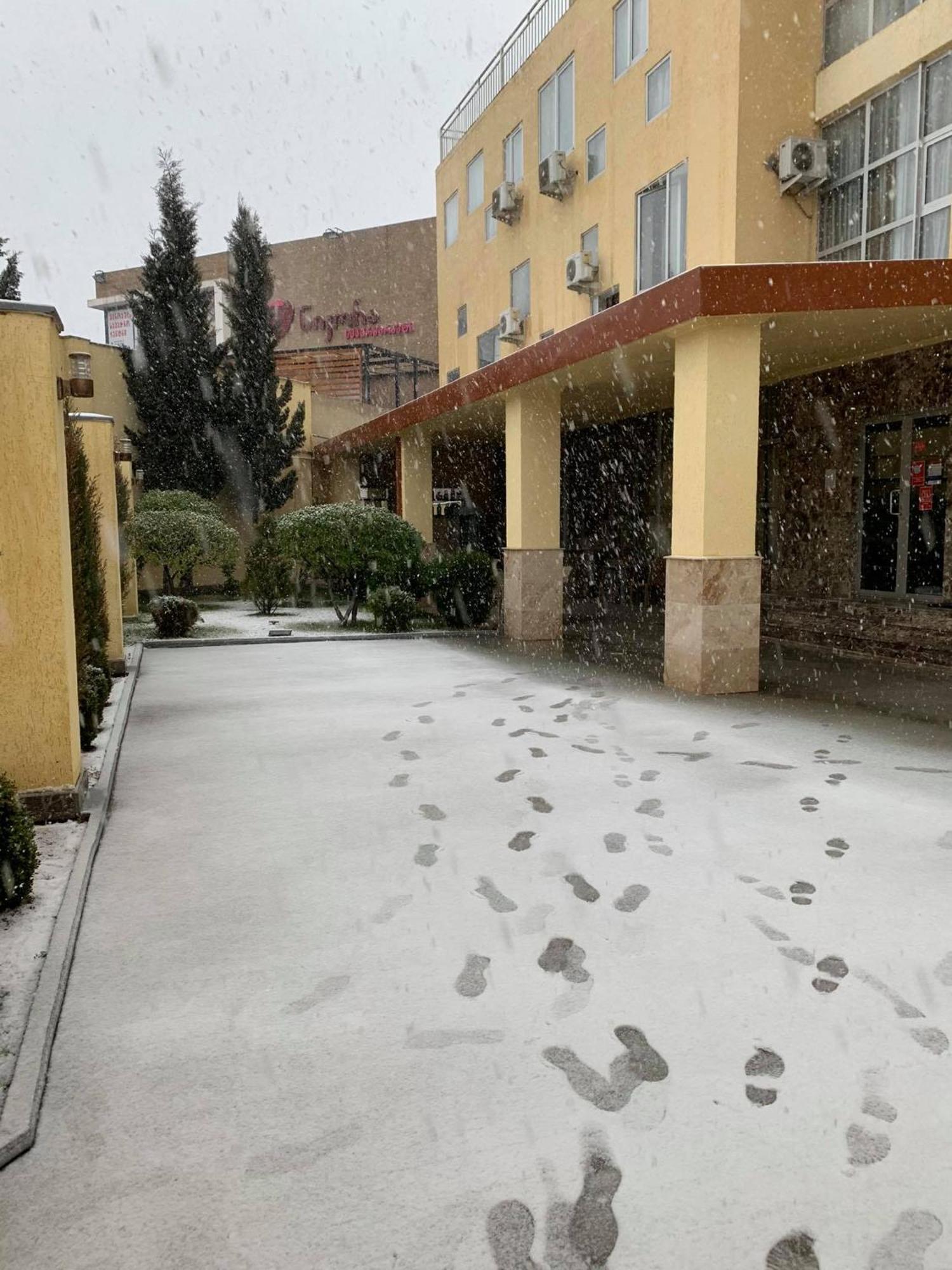Hotel Like Tbilisi Zewnętrze zdjęcie
